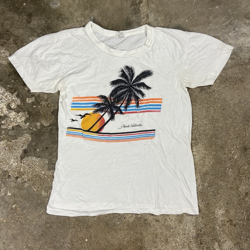 Vintage 80s Puerto Vallarta T-Shirt Size XL White Tropical City Mexico Graphic